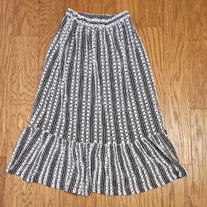 Kings Road Black White Crochet Maxi Skirt with Lining Size L